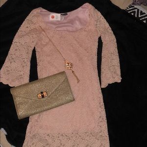 Lace dress built in slip